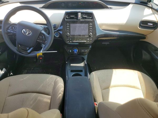 2021 TOYOTA PRIUS