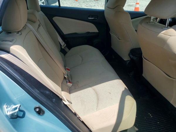 2021 TOYOTA PRIUS