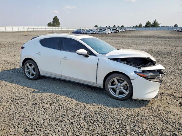 2021 MAZDA 3