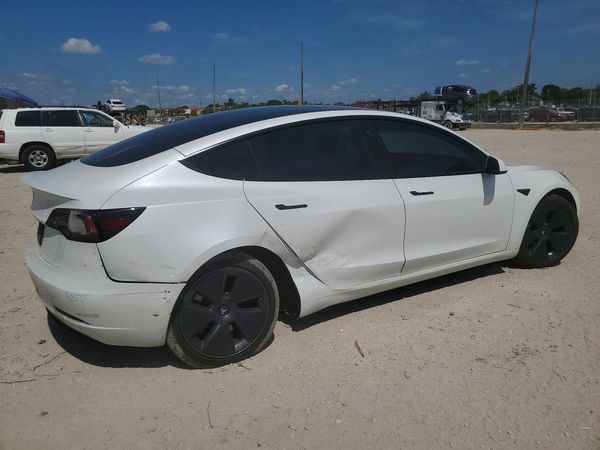 2021 TESLA MODEL 3