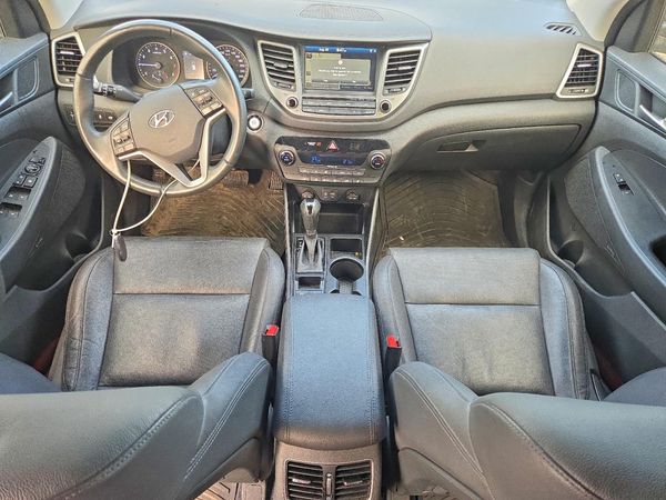2018 HYUNDAI TUCSON