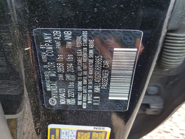 2024 HYUNDAI ELANTRA SE