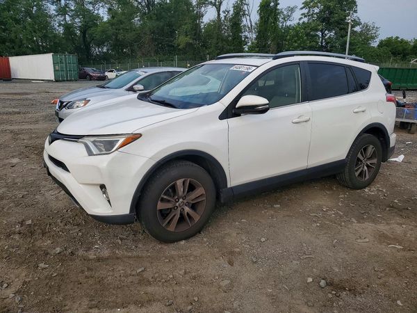 2018 TOYOTA RAV4 Adventure/XLE