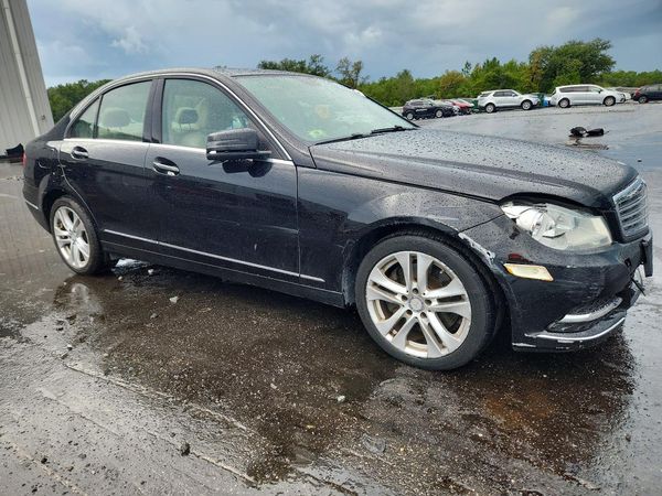 2014 MERCEDES-BENZ C C300 4 MATIC