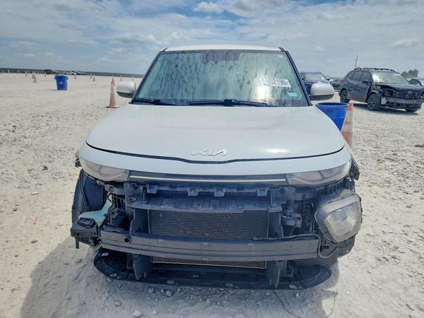 2022 KIA SOUL