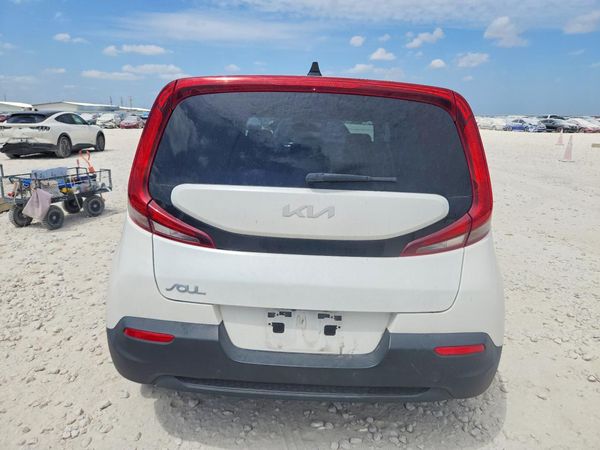 2022 KIA SOUL