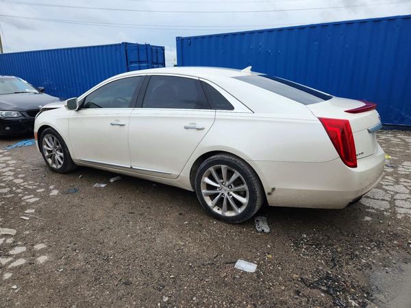 2013 CADILLAC XTS Premium