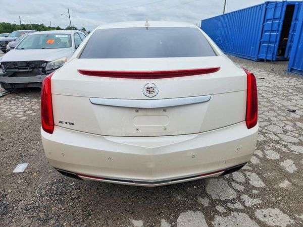 2013 CADILLAC XTS Premium