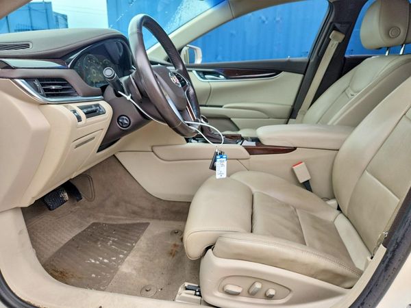 2013 CADILLAC XTS Premium