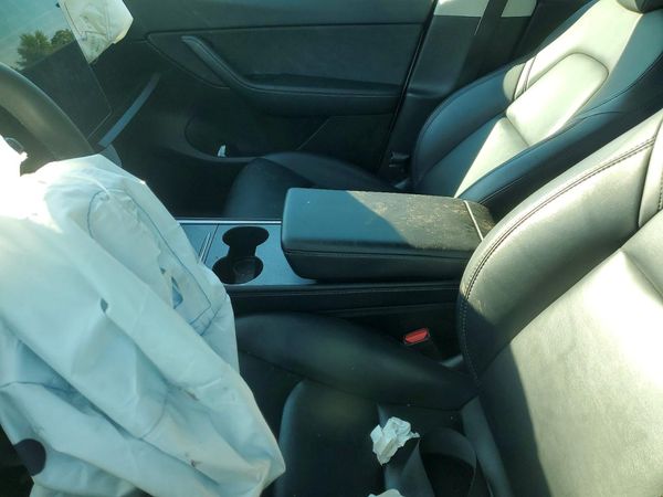 2022 TESLA MODEL Y — DENT