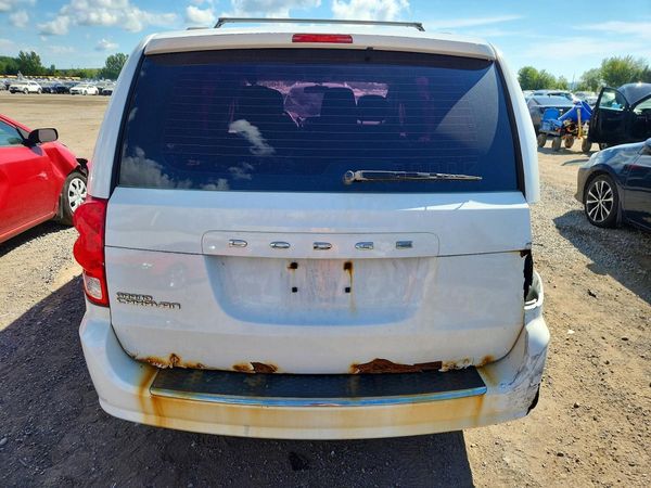 2014 DODGE GRAND CARAVAN SE