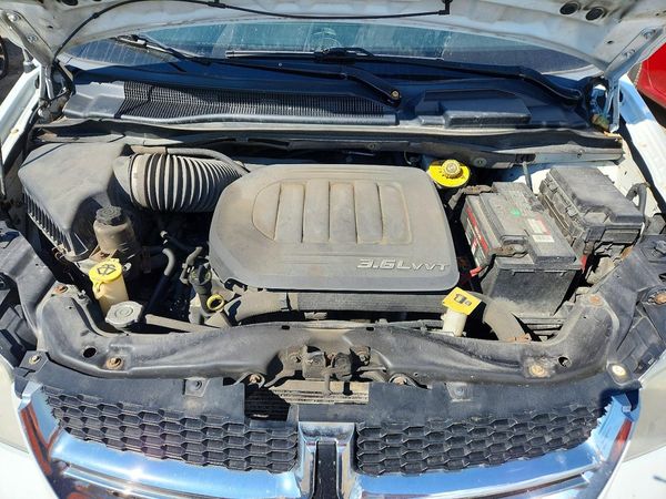2014 DODGE GRAND CARAVAN SE