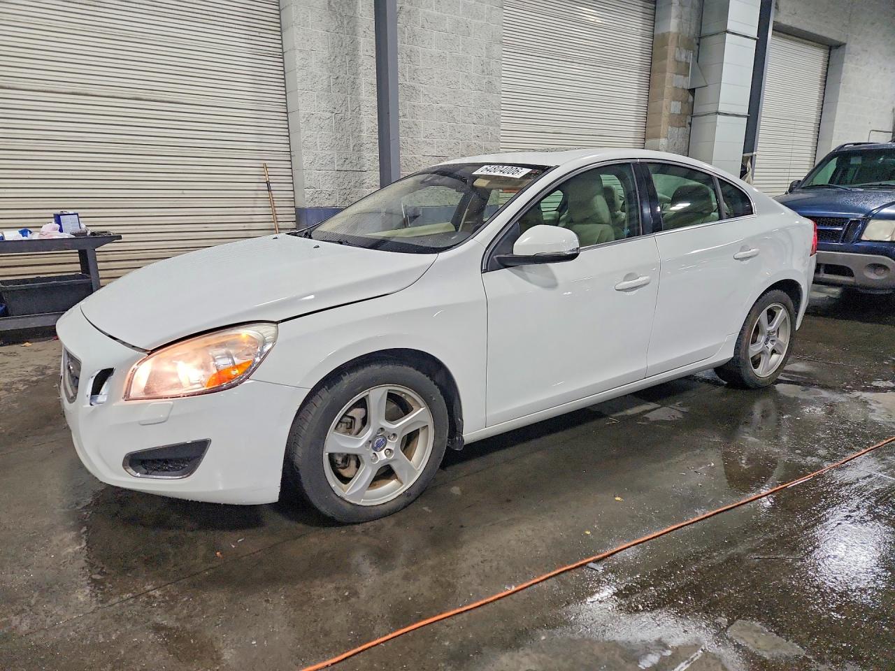 2013 VOLVO S60