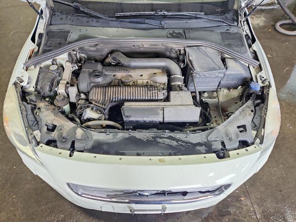 2013 VOLVO S60
