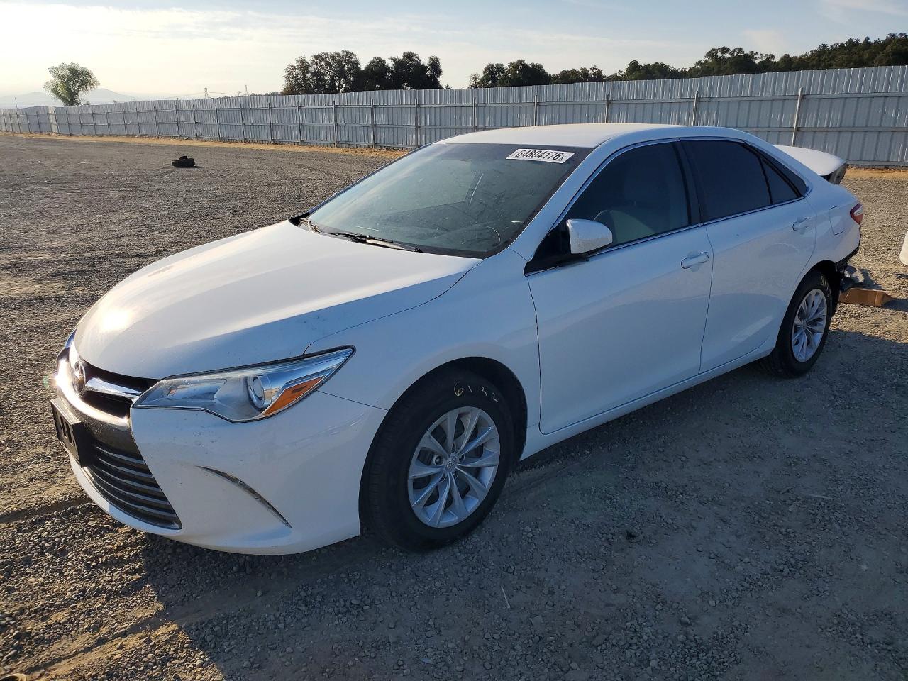 2016 TOYOTA CAMRY