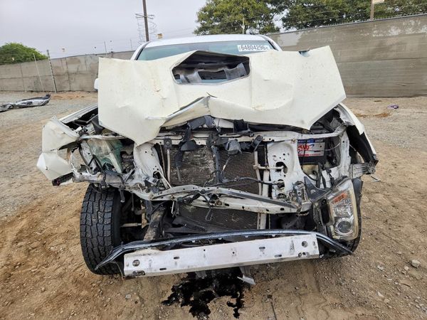 2018 TOYOTA TACOMA SR/SR5