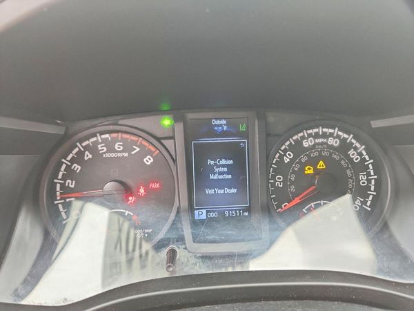 2018 TOYOTA TACOMA SR/SR5
