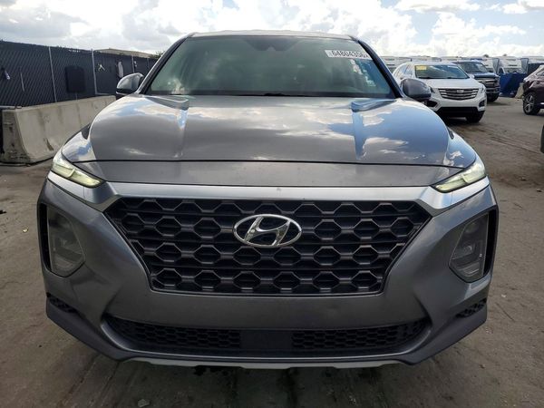 2019 HYUNDAI SANTA FE SE