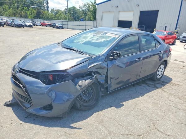2017 TOYOTA COROLLA