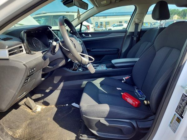 2021 KIA K5