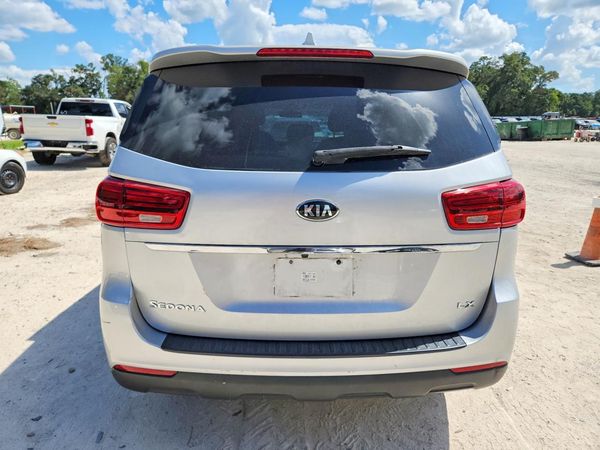 2021 KIA SEDONA LX, EX