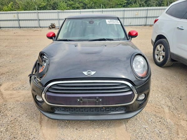 2017 MINI COOPER