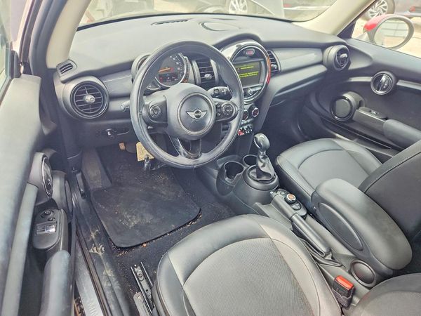 2017 MINI COOPER
