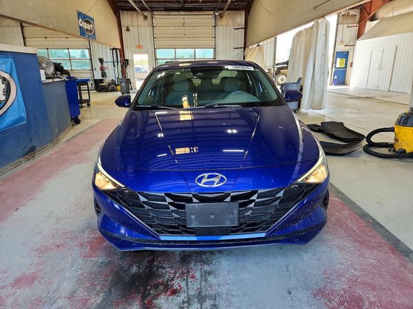 2023 HYUNDAI ELANTRA