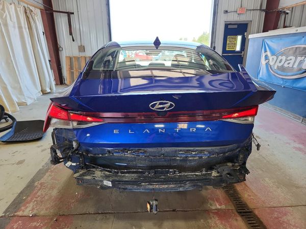 2023 HYUNDAI ELANTRA