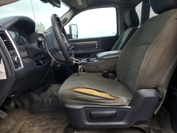 2014 RAM 5500 REG CAB CHASSIS