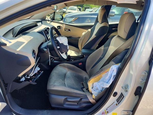 2017 TOYOTA PRIUS