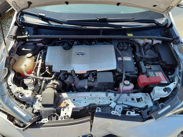 2017 TOYOTA PRIUS