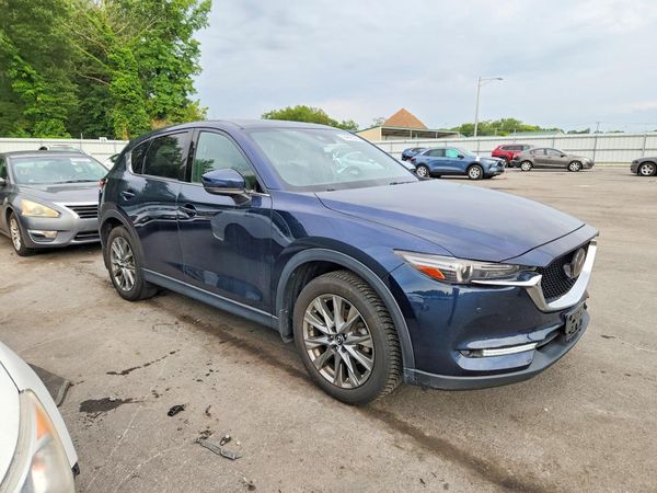 2019 MAZDA CX-5 Signature