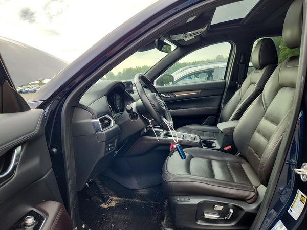 2019 MAZDA CX-5 Signature