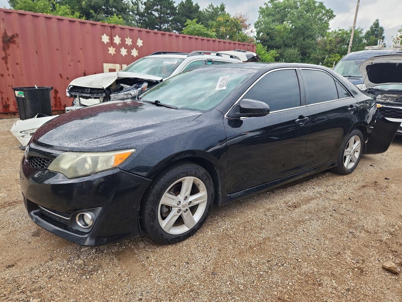 2012 TOYOTA CAMRY