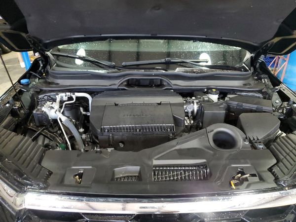 2023 HONDA PILOT TRG — Engine bay