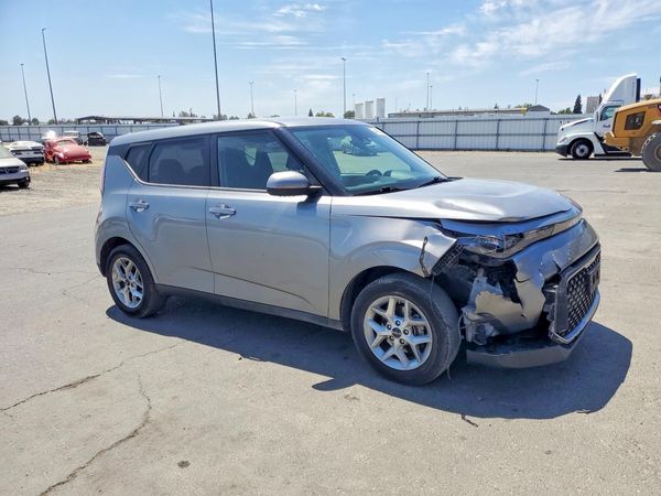 2023 KIA SOUL LX, S — Passenger 3/4