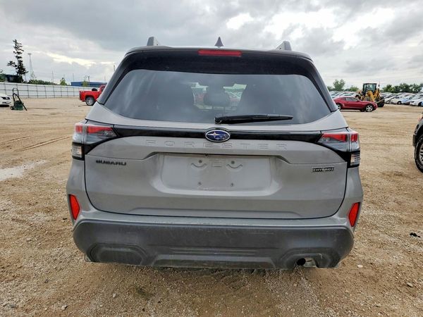 2025 SUBARU FORESTER Premium