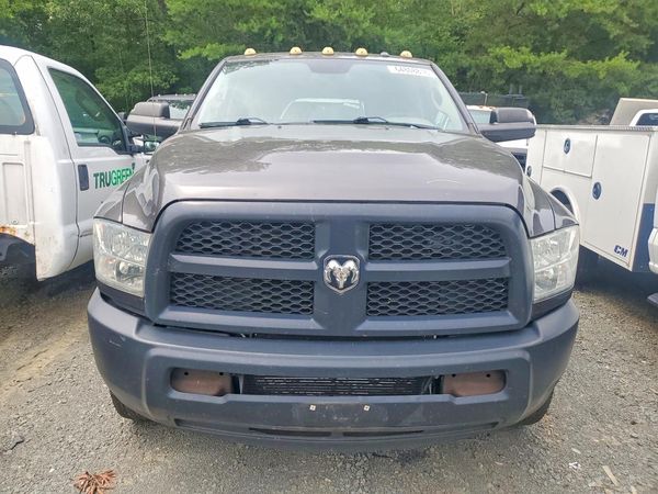 2017 RAM 3500 ST