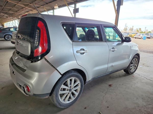 2019 KIA SOUL
