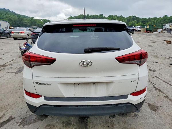 2018 HYUNDAI TUCSON SE Standard