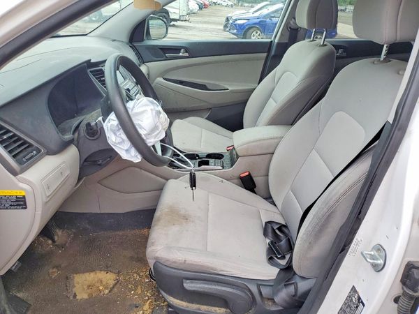 2018 HYUNDAI TUCSON SE Standard