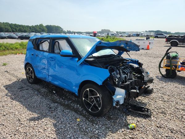 2024 KIA SOUL EX — Passenger 3/4