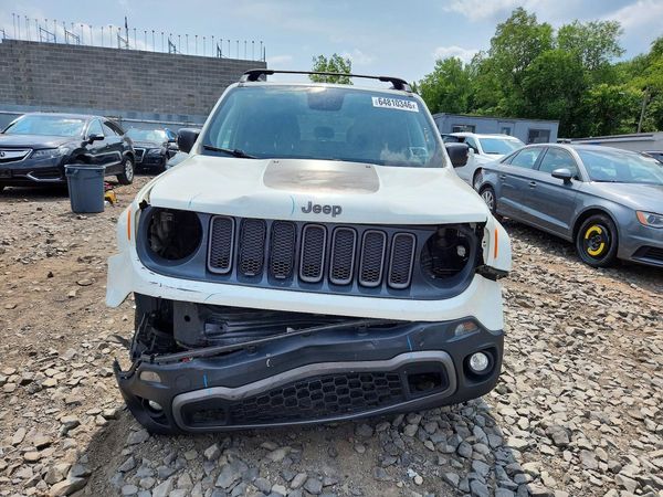 2018 JEEP RENEGADE Trailhawk