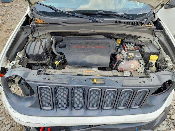 2018 JEEP RENEGADE Trailhawk