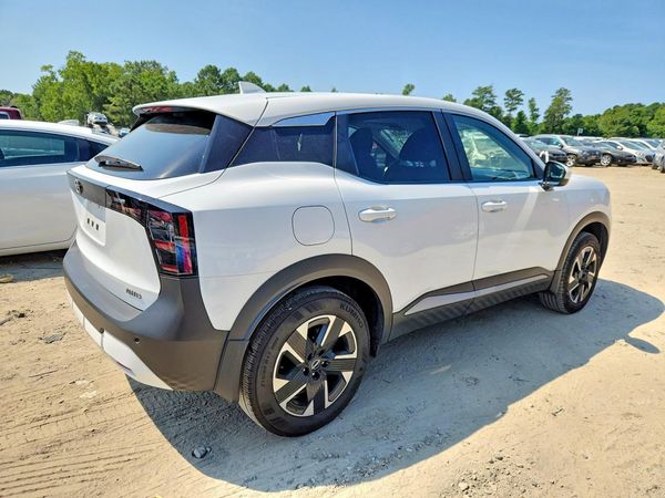 2025 NISSAN KICKS SV