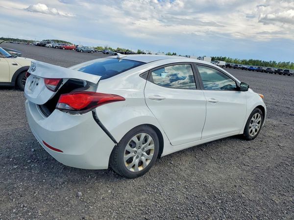 2016 HYUNDAI ELANTRA