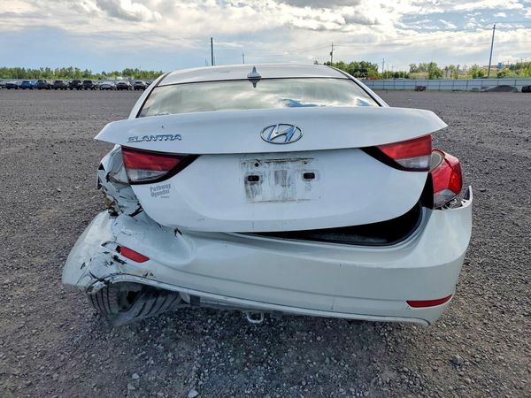 2016 HYUNDAI ELANTRA