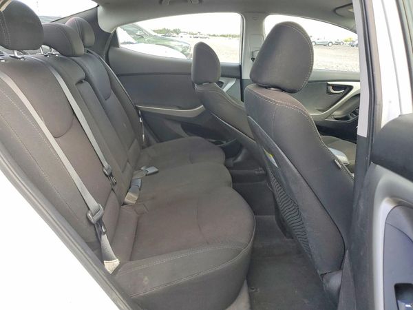 2016 HYUNDAI ELANTRA