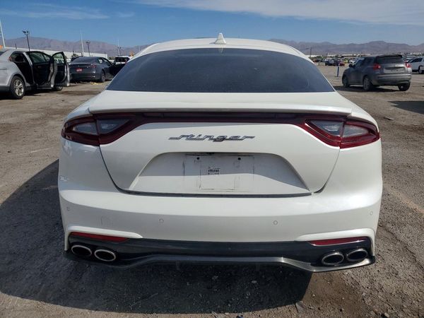 2019 KIA STINGER